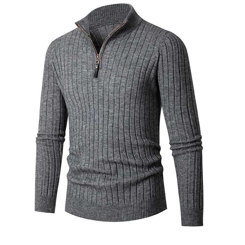 Luxuriöser Rollkragenpullover aus Strick mit Viertelreißverschluss